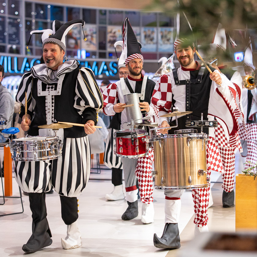 Carnival Parade στο The Mall Athens