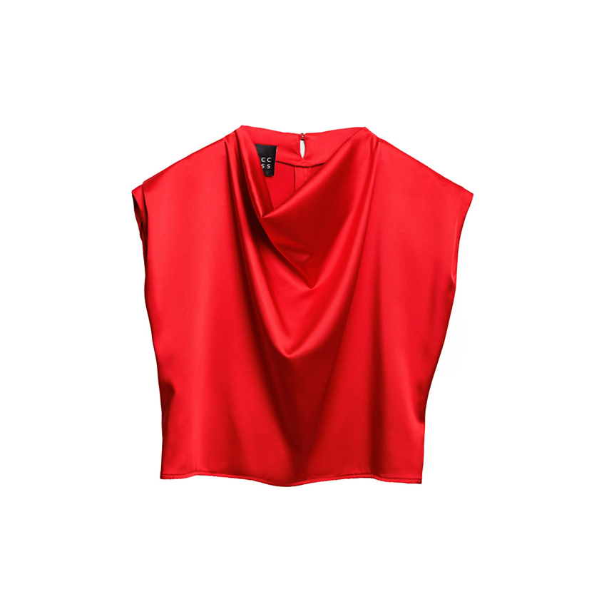 Κόκκινη σατέν μπλούζα με ντραπέ λαιμόκοψη