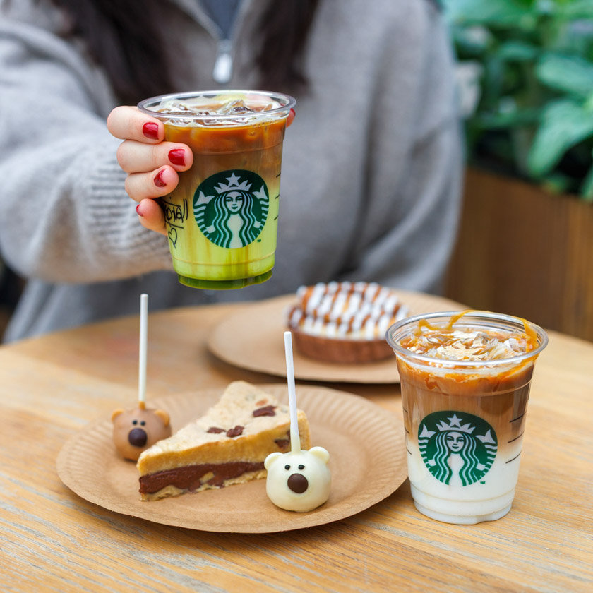 Στα Starbucks κάναμε το πιο cozy coffee break του χειμώνα